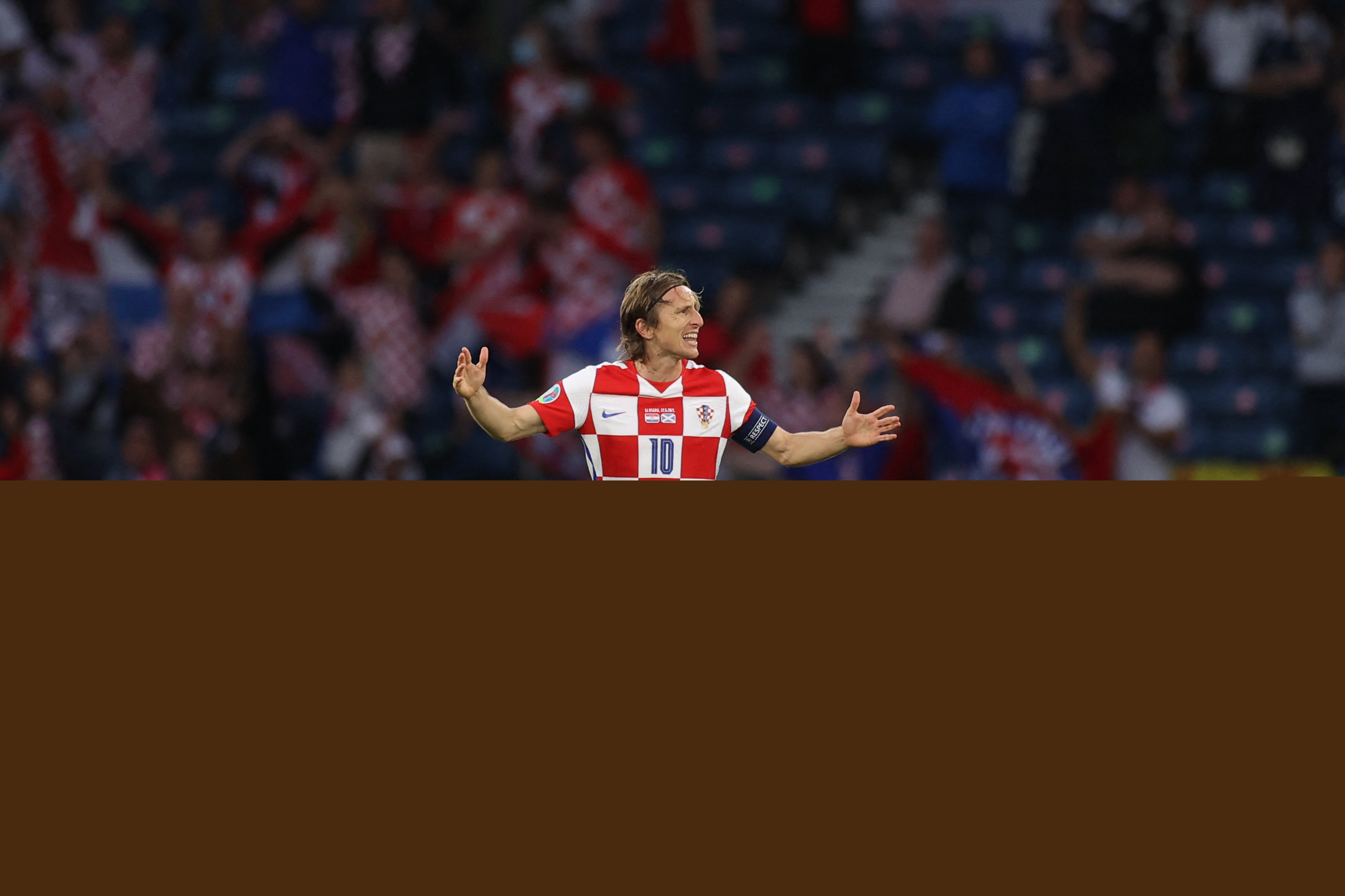 罗马诺：国米仍有意科内，但除非报价非同寻常否则罗马不卖