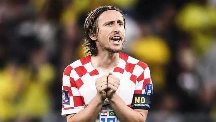 山东泰山达成中国顶级联赛总积分1500分里程碑，为中超首队