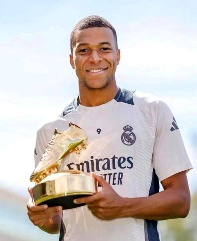 热刺官方：德拉古辛新赛季将改穿球队的3号球衣